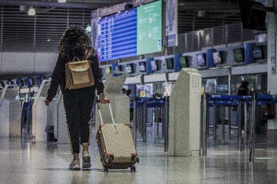 Παρατείνονται έως 8 Φεβρουαρίου οι περιορισμοί στις πτήσεις εσωτερικού