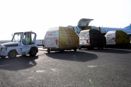 Παράταση έως 1 Φεβρουαρίου των περιορισμών στις εσωτερικές πτήσεις