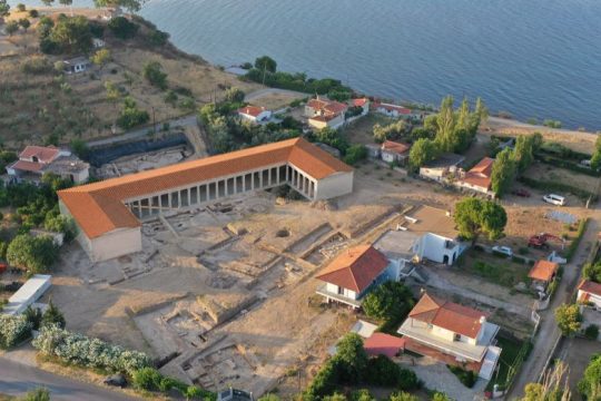 Υστεροαρχαϊκό ναό έφεραν στο φως οι ελληνο-ελβετικές ανασκαφές στην Αμάρυνθο