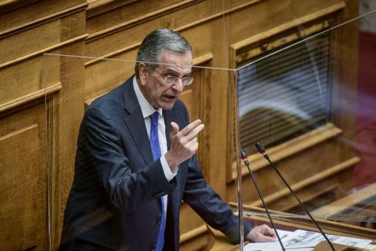 «Τορπίλες» Σαμαρά στη Ν.Δ. παραμονές των διερευνητικών