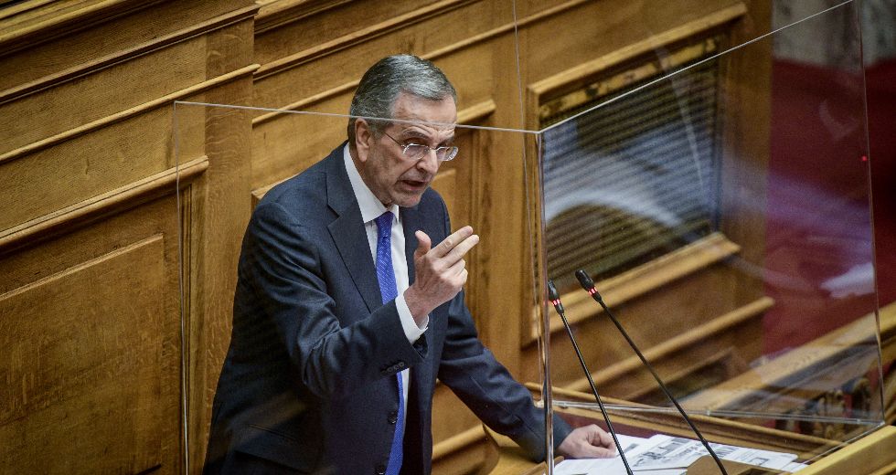 «Τορπίλες» Σαμαρά στη Ν.Δ. παραμονές των διερευνητικών