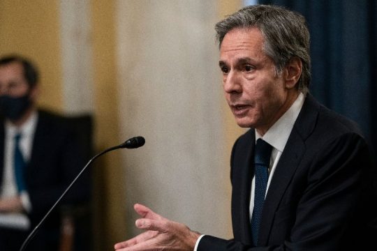 Συνολική αναθεώρηση της αμερικανικής πολιτικής στη Μέση Ανατολή
