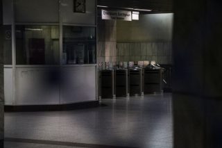Στη Δικαιοσύνη τα δύο αδέρφια και ένας αστυνομικός για τον ξυλοδαρμό του σταθμάρχη