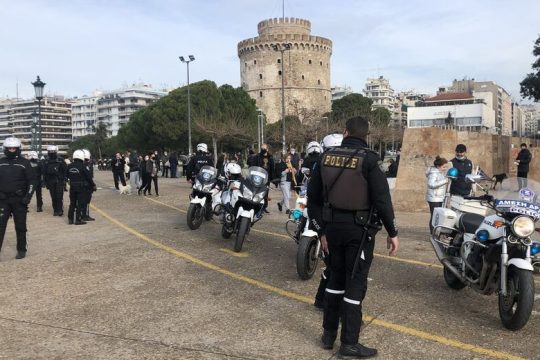 Ιλαροτραγωδία στη Θεσσαλονίκη