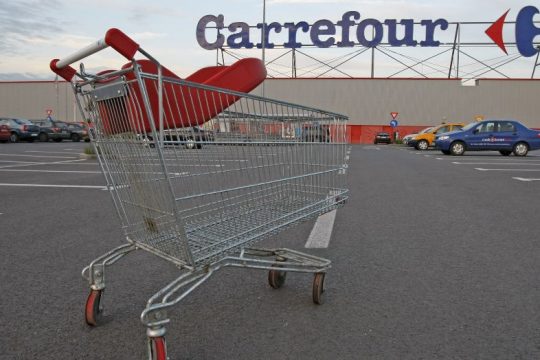 Και δεύτερο μέλος της γαλλικής κυβέρνησης κατά της εξαγοράς της Carrefour