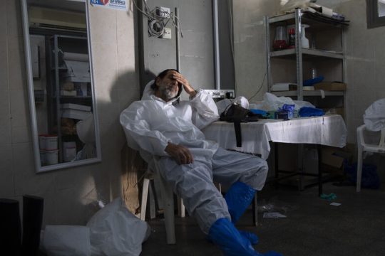 Τρομοκρατούν οι μεταλλάξεις του ιού