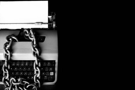 Επιλεκτική λογοκρισία κατά της σελίδας «Όχι αστυνομία στα Πανεπιστήμια»