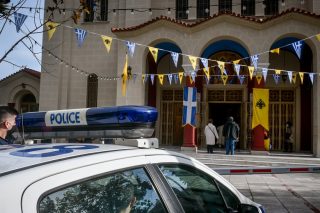 Κυβέρνηση και εκκλησία, οι κύριες εστίες μόλυνσης