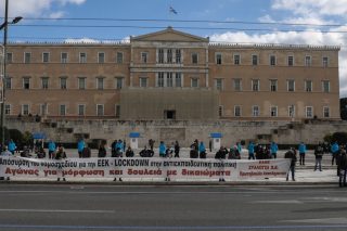 Η πανδημία μιας… «ελεύθερης πτώσης» της εκπαίδευσης