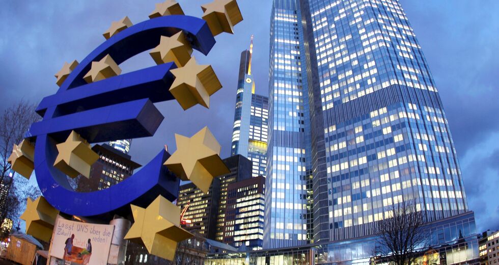 3,5 δισ. με επιτόκιο 0,80% από το νέο δεκαετές