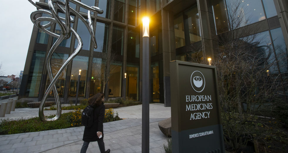 Συνεδριάζει εσπευσμένα σήμερα ο EMA για το εμβόλιο της Moderna