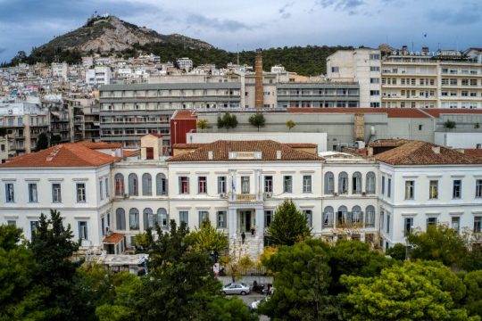 Έκπτωση 50% από τις «Μινωικές» στους υγειονομικούς των ΜΕΘ νοσοκομείων αναφοράς
