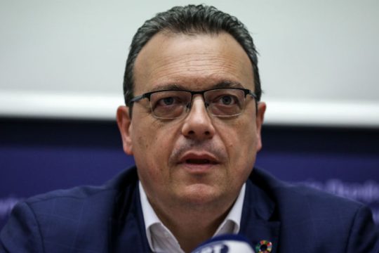 Κινδυνεύει η Δημοκρατία από την πανδημία;