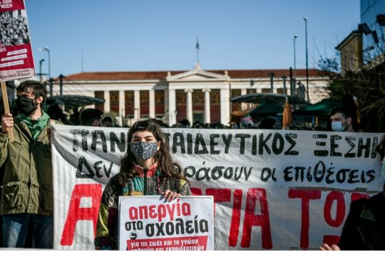 Βολές και από τον Σπηλιωτόπουλο