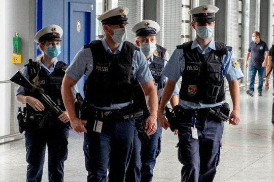 Επίθεση με μαχαίρι στη Φρανκφούρτη