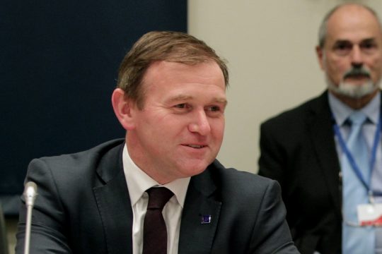 «Οχι» στη χρήση γονιδιακά επεξεργασμένων τροφίμων