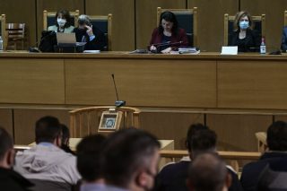 Καταφυγή στη θαλπωρή της Ν.Δ. αναζητούν τώρα οι ναζιστές