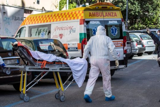 Τουλάχιστον πέντε νεκροί από διαρροή αερίου σε ιταλικό γηροκομείο