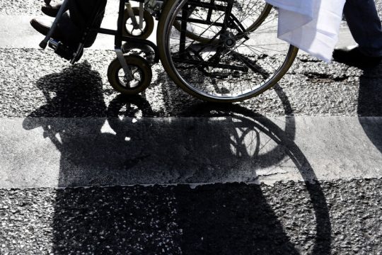 Αναπηρία, ανθρώπινα δικαιώματα, και τεχνοηθική σε ένα νομοσχέδιο
