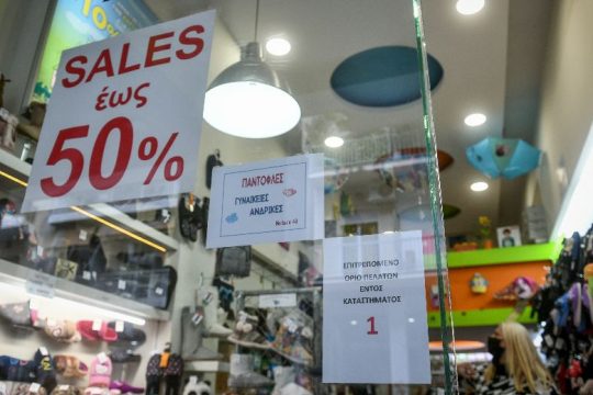 Ανοιχτά καταστήματα, ακόμη και με αυστηρό lockdown, υπόσχεται ο Αδ. Γεωργιάδης