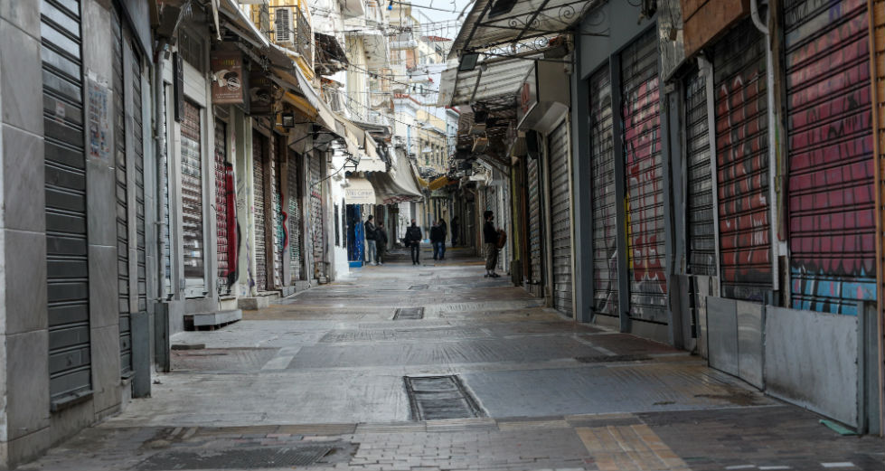 Διαπραγματεύσεις με τους θεσμούς για τις φοροελαφρύνσεις