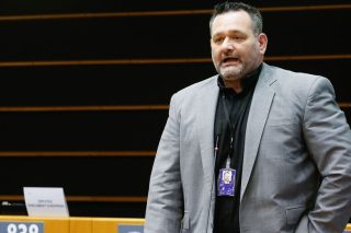 Αδειασε το γραφείο του στις Βρυξέλλες ο Λαγός