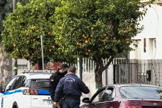 Τριήμερη παράταση του αυστηρού lockdown σε Κέλλη και Παλαίκαστρο