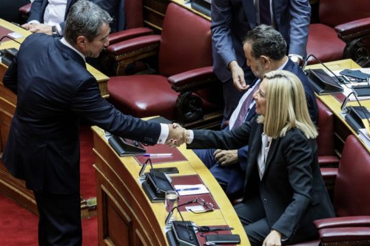 Στην αντεπίθεση ο Λοβέρδος, μεγαλώνει η εσωστρέφεια στο ΚΙΝ.ΑΛΛ.