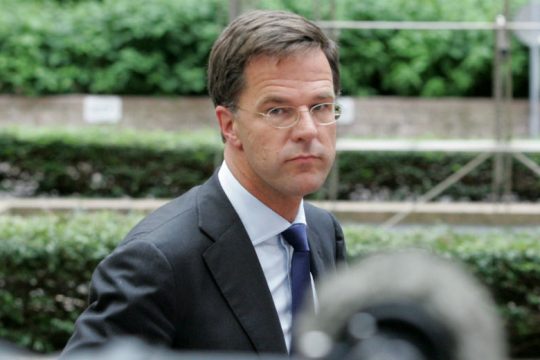 Παραιτήθηκε η κυβέρνηση Ρούτε υπό το βάρος σκανδάλου