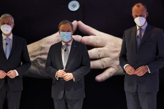 Nέο πρόεδρο εκλέγουν σήμερα οι Χριστιανοδημοκράτες 