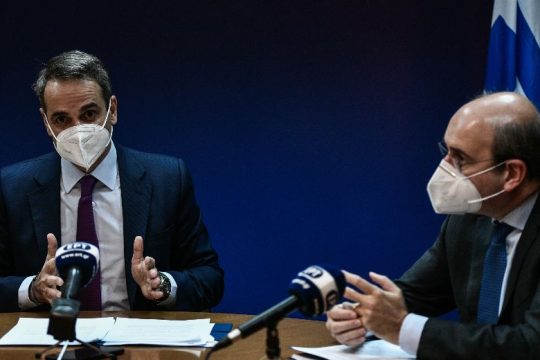 «Να τρέξουμε την απονομή εκκρεμών συντάξεων»