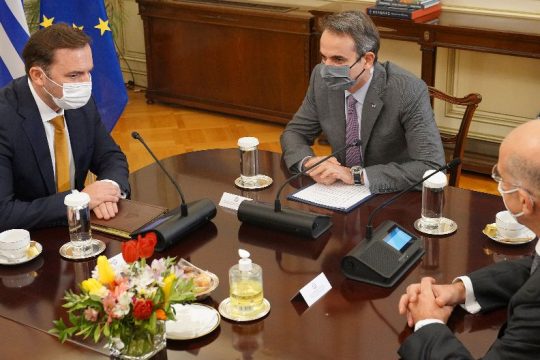 ΣΥΡΙΖΑ: Ο κ. Μητσοτάκης τηρεί και τιμά πλέον τη Συμφωνία των Πρεσπών