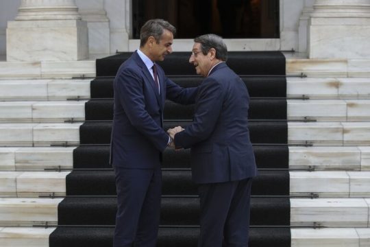 Διάλογος τώρα! Η μεγάλη «κωλοτούμπα» Αναστασιάδη
