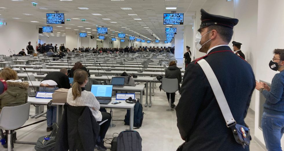 Πάνω από 300 κατηγορούμενοι σε δίκη της «Ντραγκέτα» στην Ιταλία