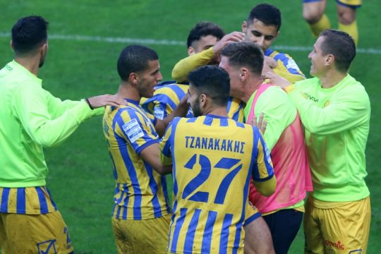Νίκη-οξυγόνο με σούπερ ανατροπή για τον Παναιτωλικό