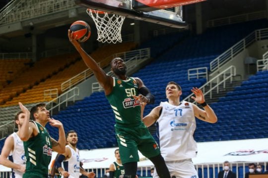 Ακόμα μια εντός έδρας ήττα για τον Παναθηναϊκό στη Euroleague
