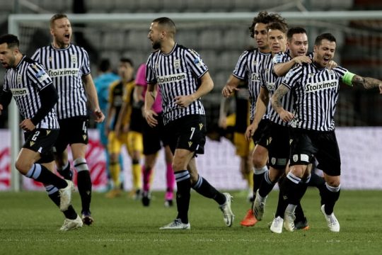 Πλήρωσε τη θολούρα στον σχεδιασμό του…