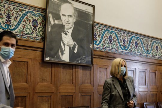 Αφήνουν πίσω την ενδοσκόπηση