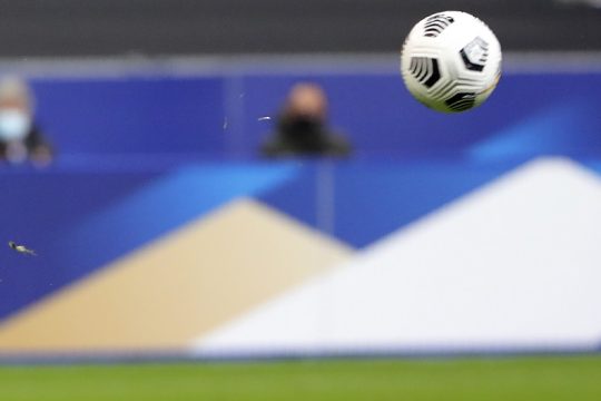 Μόνο με ομάδες της Super League 1 και χωρίς ντέρμπι