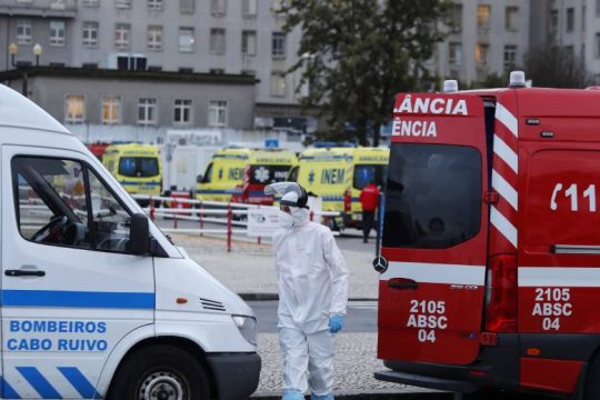 Δραματική η κατάσταση στην Πορτογαλία – Σκέφτεται να ζητήσει βοήθεια
