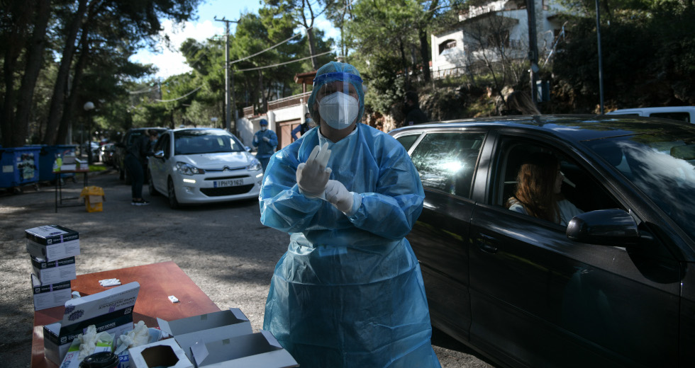 Παράταση του σκληρού lockdown έως τις 18 Ιανουαρίου σε τέσσερις περιοχές