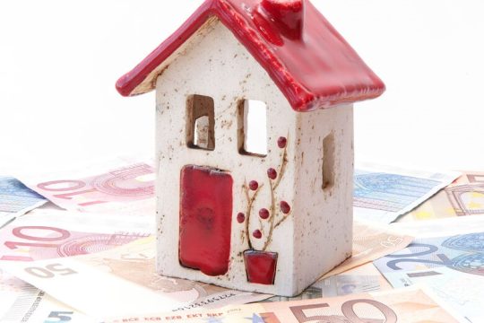 Πιέσεις για πλειστηριασμούς και Πτωχευτικό