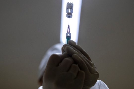 Η Ρωσία επιχειρεί να φέρει το εμβόλιο Sputnik V στην Ε.Ε.