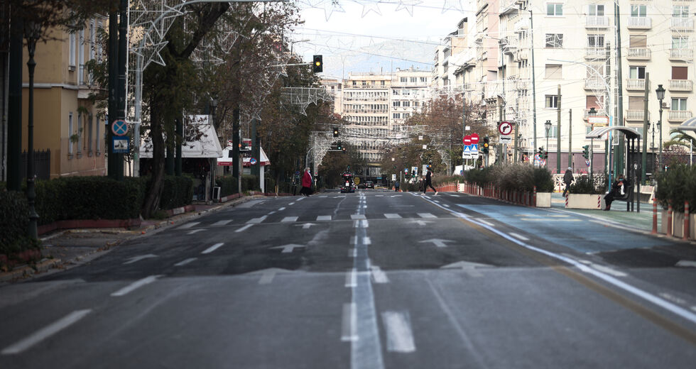 Αυστηρότερο λοκντάουν με… ανοιχτά σχολεία