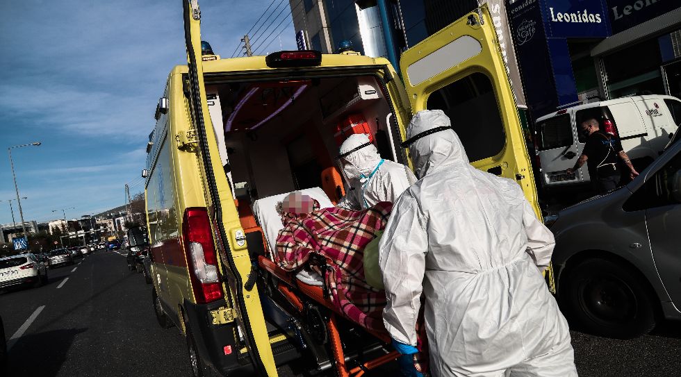 ΣΥΡΙΖΑ: Πλαστή εικόνα ότι πανδημία και εμβολιασμοί είναι υπό έλεγχο