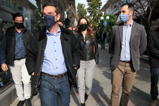 Τσίπρας στο Ίλιον: Η επιστρεπτέα προκαταβολή να μην είναι επιστρεπτέα