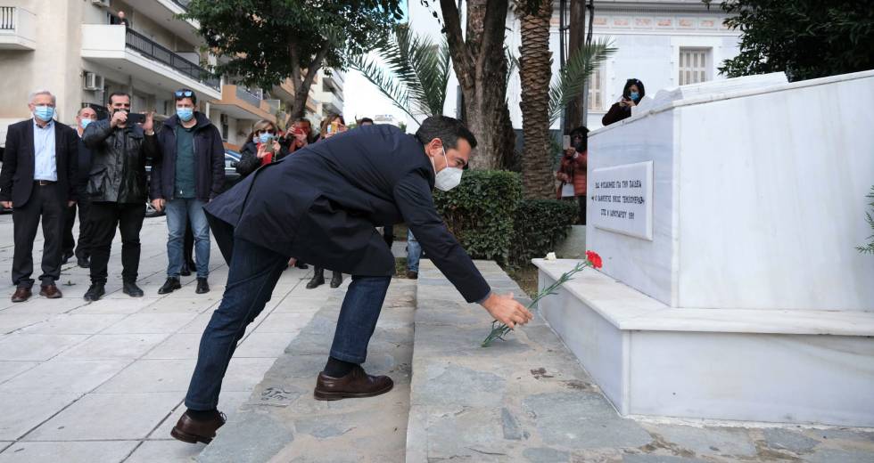 Ένα λουλούδι στη μνήμη του Νίκου Τεμπονέρα