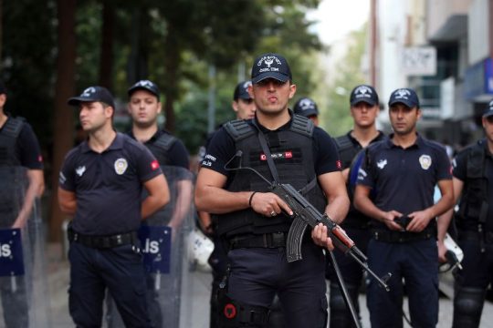 Νέες διώξεις εις βάρος 238 στρατιωτικών στην Τουρκία