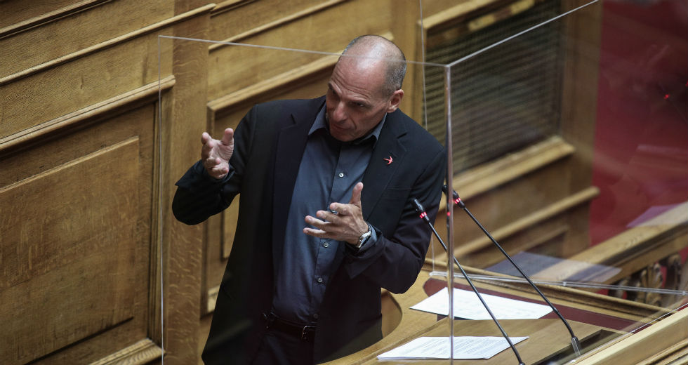 Βαρουφάκης: Τετραπλό φιάσκο της κυβέρνησης στην πανδημία