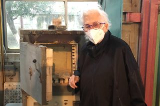 Η κεραμοπλάστης…